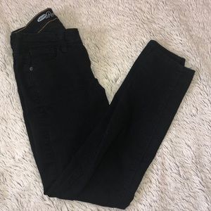 Black Jeans